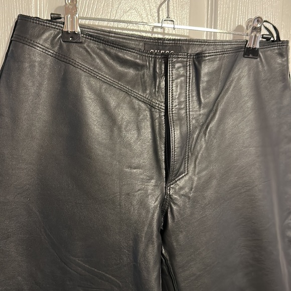 Guess leather straight leg pants Size 4 - Picture 1 of 6